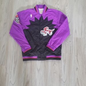 Mitchell & Ness Toronto Raptors sideline jacket